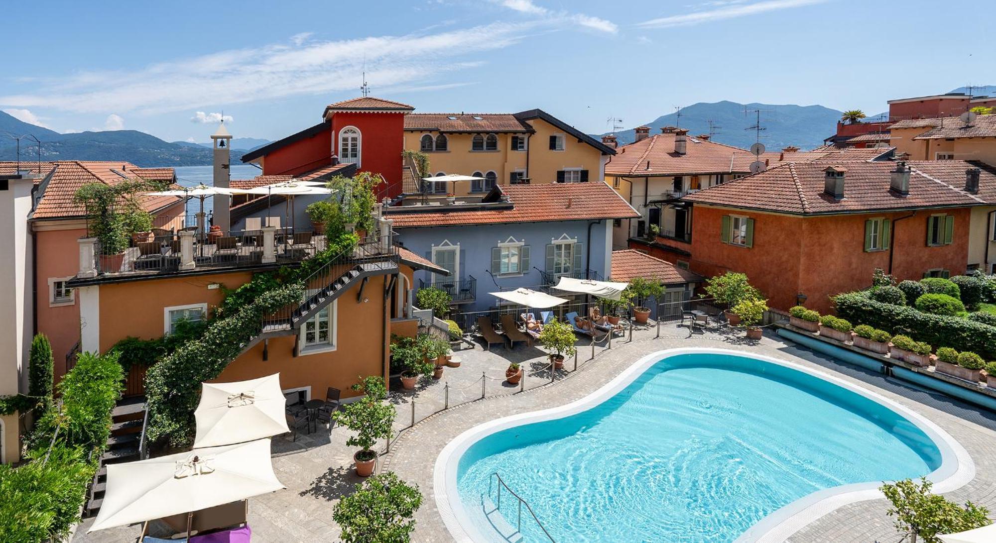 Aparthotel Residenza Dei Fiori Cannero Riviera Zewnętrze zdjęcie