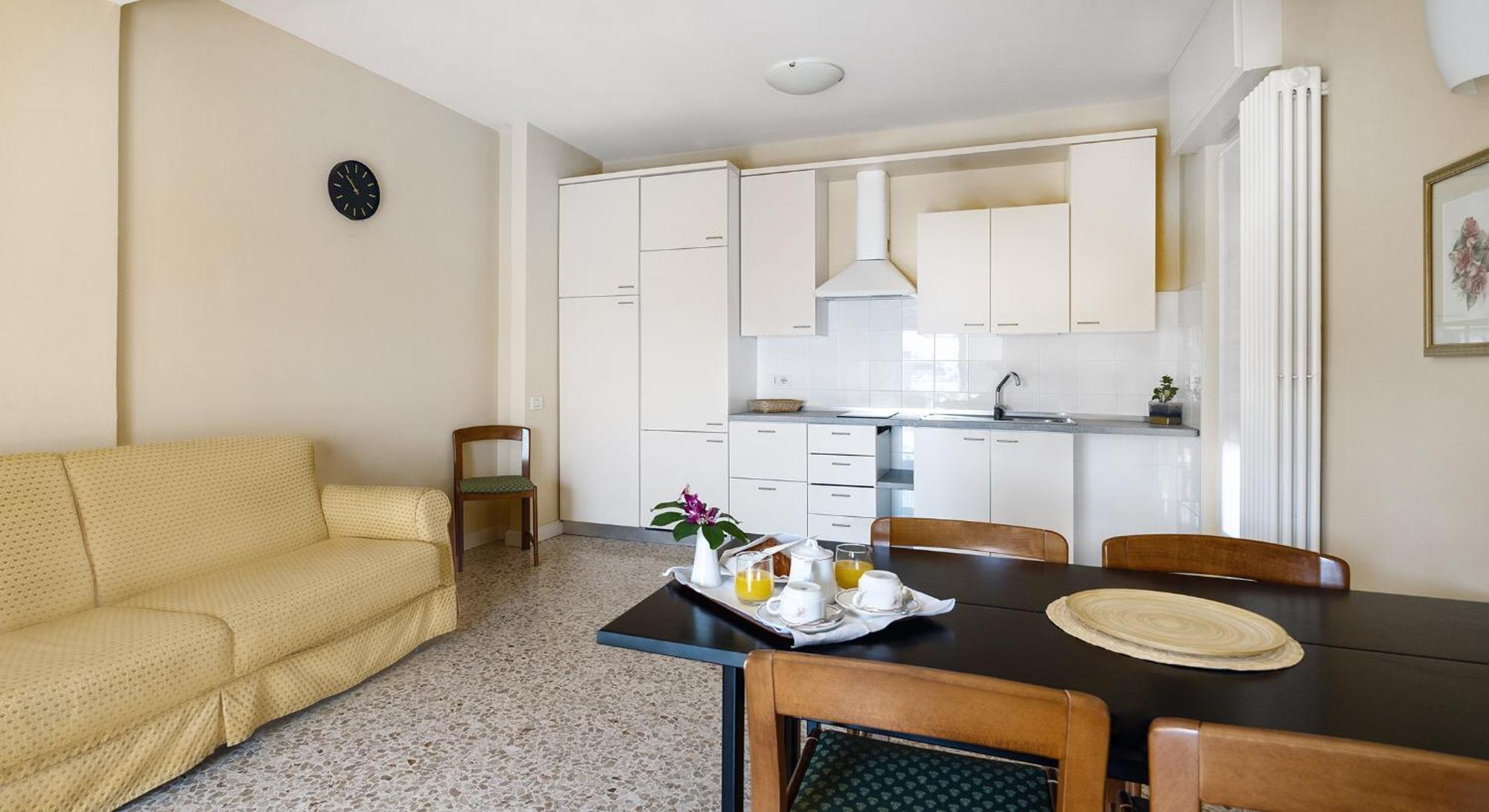 Aparthotel Residenza Dei Fiori Cannero Riviera Zewnętrze zdjęcie