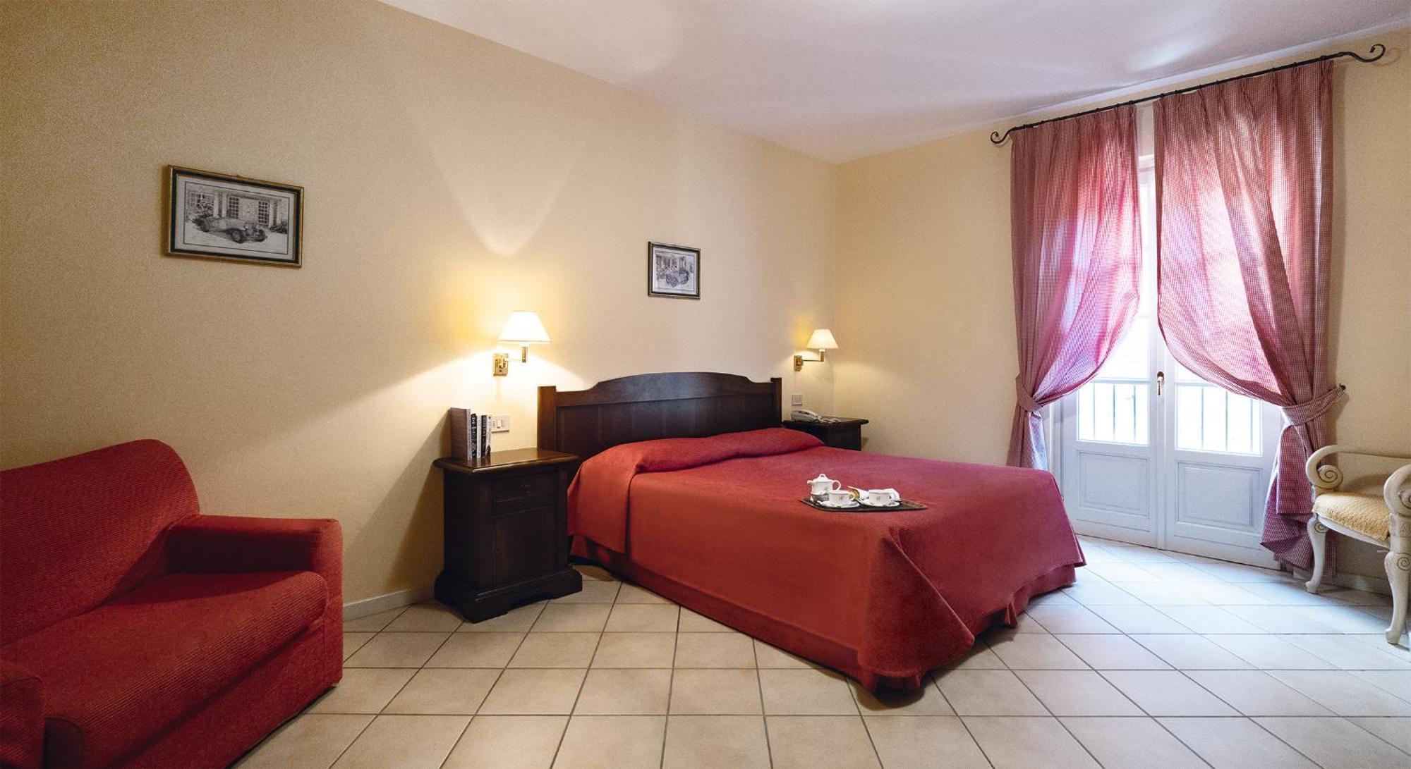 Aparthotel Residenza Dei Fiori Cannero Riviera Zewnętrze zdjęcie