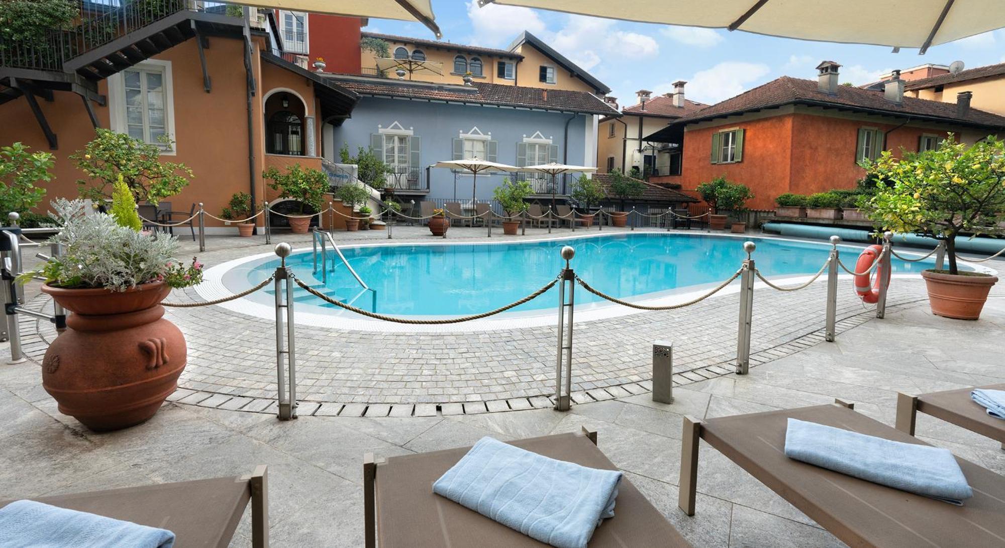 Aparthotel Residenza Dei Fiori Cannero Riviera Zewnętrze zdjęcie